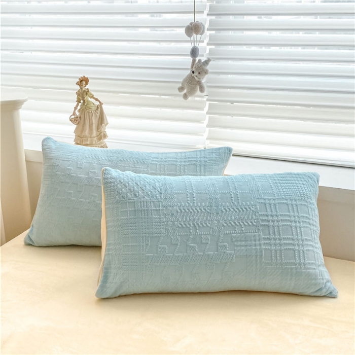 91家纺网 家纺一手货源 找家纺 古吉梦 2022新款A类高克重华夫格雕花绒四件套 华夫格-梵星蓝+奶黄