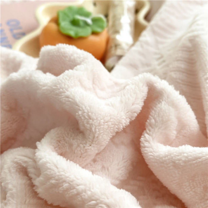 91家纺网 家纺一手货源 找家纺 古吉梦 2022新款A类高克重华夫格雕花绒四件套 华夫格-玫瑰粉+卡其