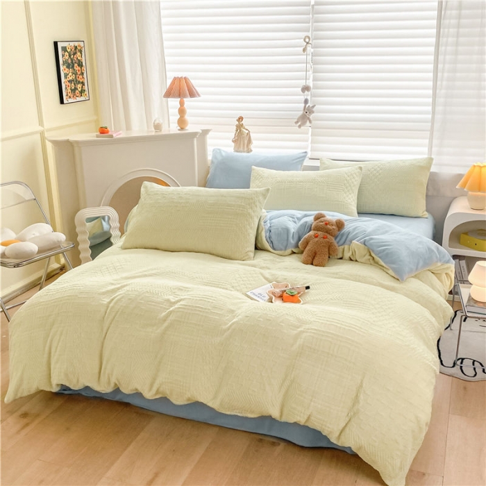 91家纺网 家纺一手货源 找家纺 古吉梦 2022新款A类高克重华夫格雕花绒四件套 华夫格-奶黄+天空蓝