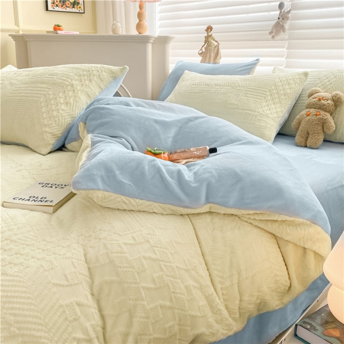 91家纺网 家纺一手货源 找家纺 古吉梦 2022新款A类高克重华夫格雕花绒四件套 华夫格-奶黄+天空蓝