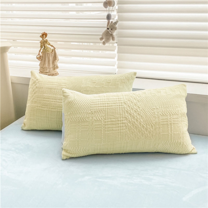 91家纺网 家纺一手货源 找家纺 古吉梦 2022新款A类高克重华夫格雕花绒四件套 华夫格-奶黄+天空蓝