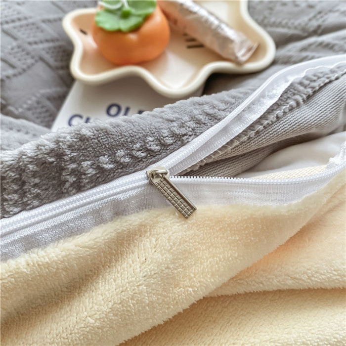 91家纺网 家纺一手货源 找家纺 古吉梦 2022新款A类高克重华夫格雕花绒四件套 华夫格-浅灰+奶黄