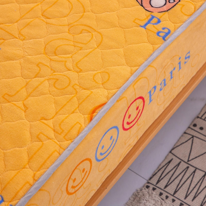 91家纺网 家纺一手货源 找家纺 小虾米 2022新款大床牛奶绒夹棉床笠 巴黎熊