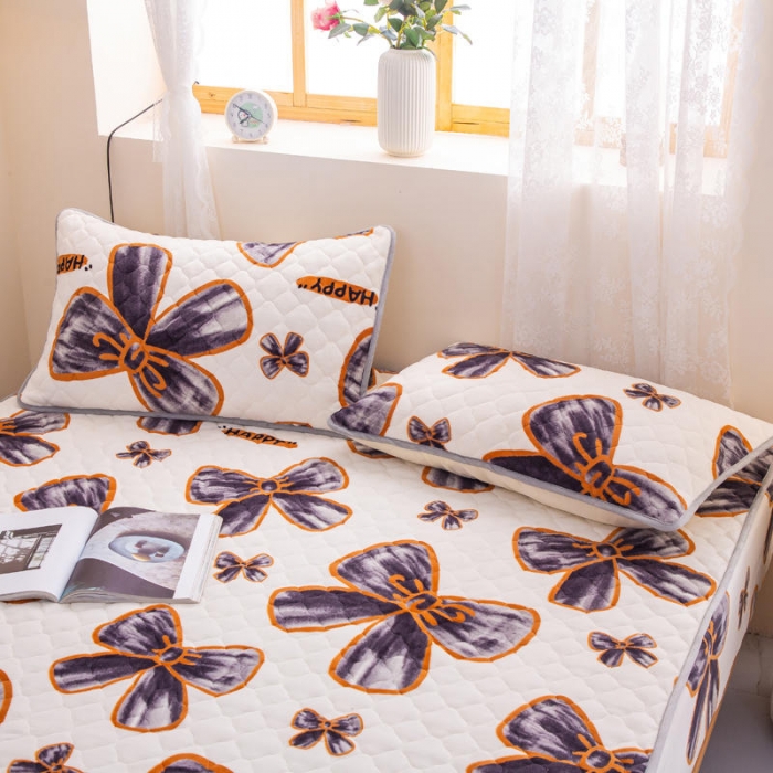 91家纺网 家纺一手货源 找家纺 小虾米 2022新款大床牛奶绒夹棉床笠 蝶恋花