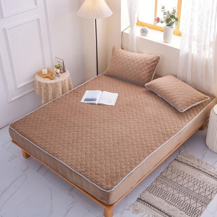 91家纺网 家纺一手货源 找家纺 小虾米 2022新款大床牛奶绒夹棉床笠 咖啡