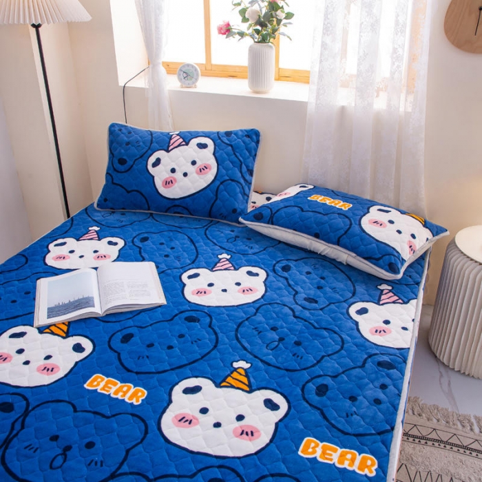 91家纺网 家纺一手货源 找家纺 小虾米 2022新款大床牛奶绒夹棉床笠 双影熊