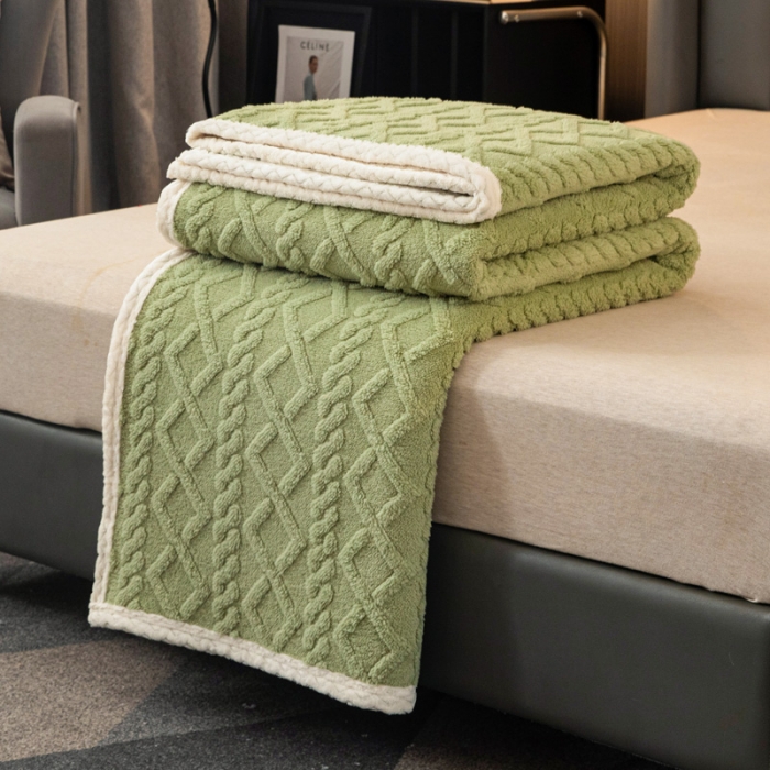 91家纺网 家纺一手货源 找家纺 卡琪曼 2022双面塔芙绒羊羔绒毛毯办公室午睡盖毯子 绿色