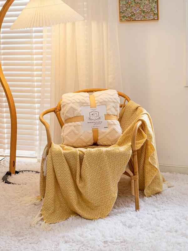 91家纺网 家纺一手货源 找家纺 卡琪曼 2022双面塔芙绒羊羔绒毛毯办公室午睡盖毯子 米白色