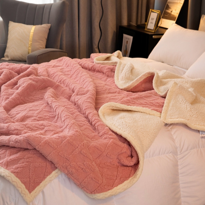 91家纺网 家纺一手货源 找家纺 卡琪曼 2022双面塔芙绒羊羔绒毛毯办公室午睡盖毯子 粉色