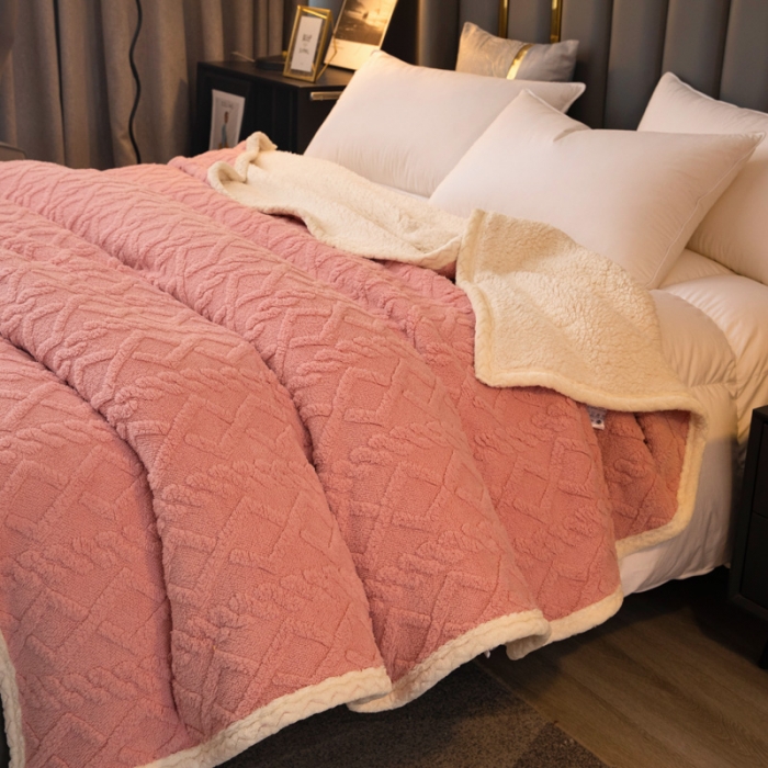 91家纺网 家纺一手货源 找家纺 卡琪曼 2022双面塔芙绒羊羔绒毛毯办公室午睡盖毯子 粉色