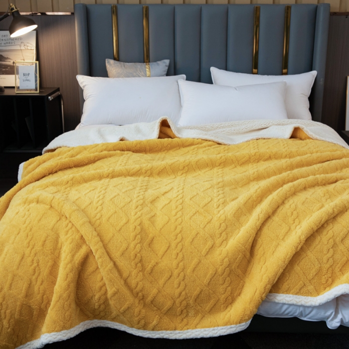91家纺网 家纺一手货源 找家纺 卡琪曼 2022双面塔芙绒羊羔绒毛毯办公室午睡盖毯子 黄色