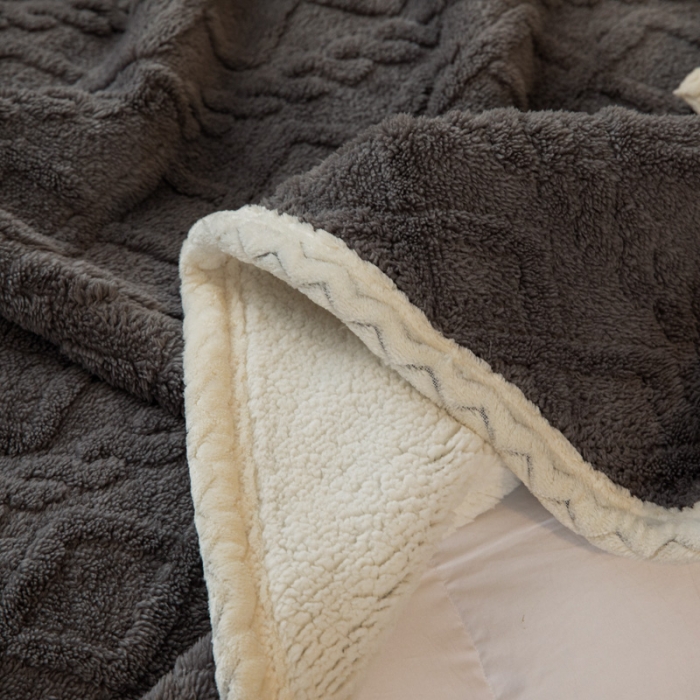 91家纺网 家纺一手货源 找家纺 卡琪曼 2022双面塔芙绒羊羔绒毛毯办公室午睡盖毯子 灰色