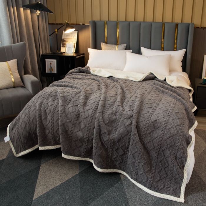 91家纺网 家纺一手货源 找家纺 卡琪曼 2022双面塔芙绒羊羔绒毛毯办公室午睡盖毯子 灰色