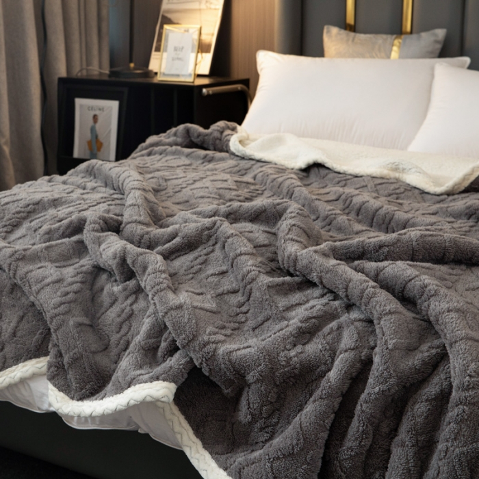 91家纺网 家纺一手货源 找家纺 卡琪曼 2022双面塔芙绒羊羔绒毛毯办公室午睡盖毯子 灰色
