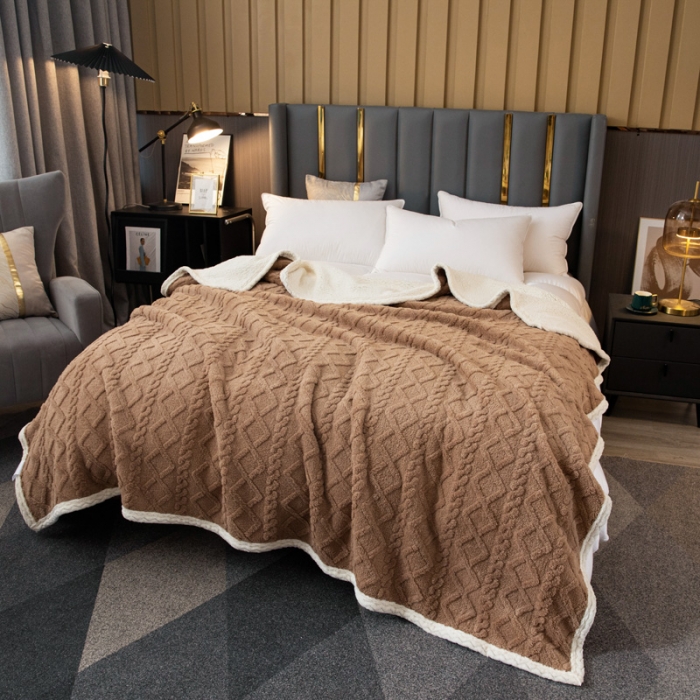 91家纺网 家纺一手货源 找家纺 卡琪曼 2022双面塔芙绒羊羔绒毛毯办公室午睡盖毯子 咖色