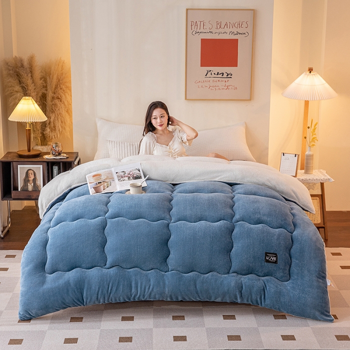 91家纺网 家纺一手货源 找家纺 永耀-2022新款直播供货牛奶绒冬被子芯 蓝色