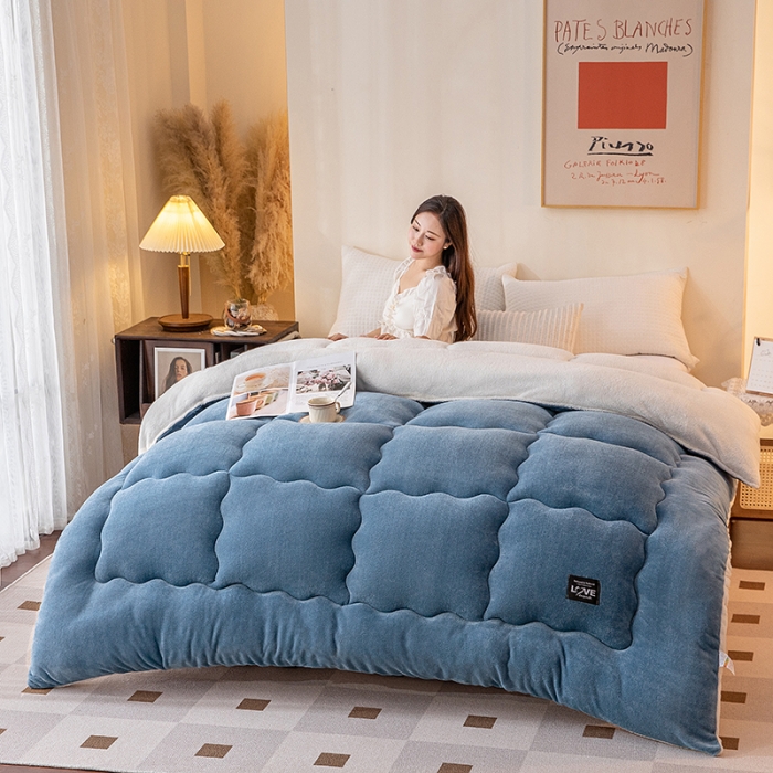 91家纺网 家纺一手货源 找家纺 永耀-2022新款直播供货牛奶绒冬被子芯 蓝色