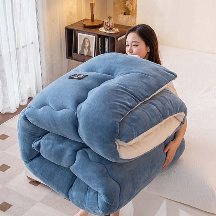 91家纺网 家纺一手货源 找家纺 永耀-2022新款直播供货牛奶绒冬被子芯 蓝色