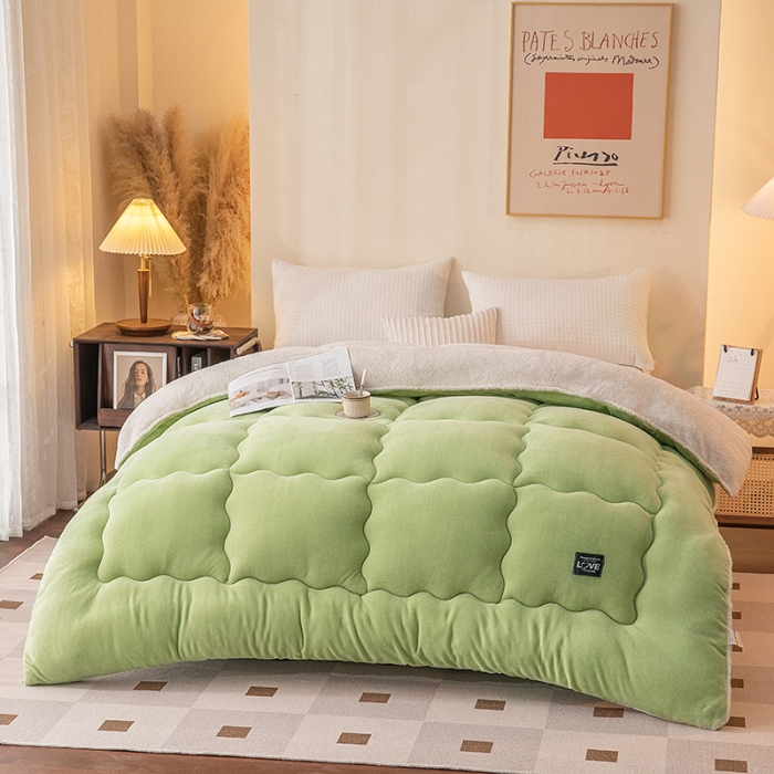 91家纺网 家纺一手货源 找家纺 永耀-2022新款直播供货牛奶绒冬被子芯 绿色