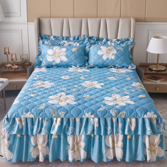 91家纺网 家纺一手货源 找家纺 优家居  2023新款芦荟棉双层边夹棉床裙 白玉兰