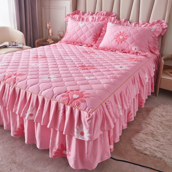 91家纺网 家纺一手货源 找家纺 优家居  2023新款芦荟棉双层边夹棉床裙 七巧花瓣