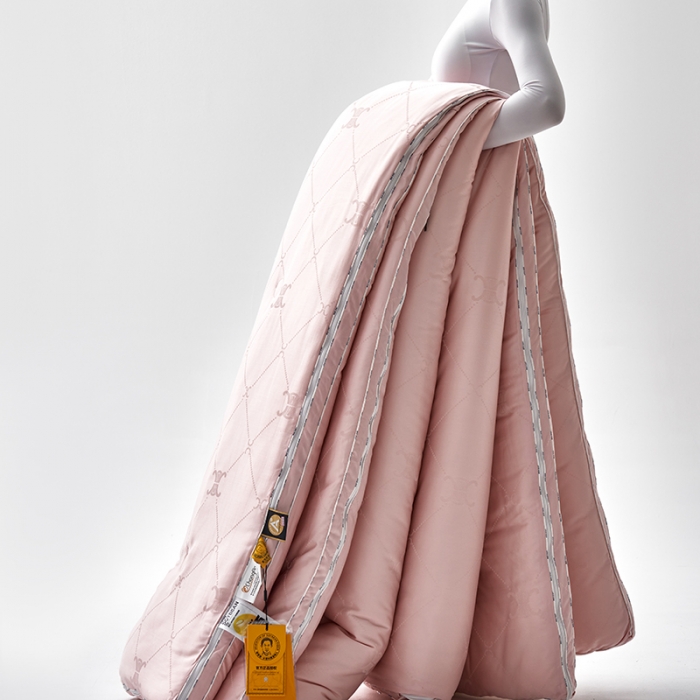 91家纺网 家纺一手货源 找家纺 莱福仕 2022新款60提花李官奇大豆子母被 爱丽丝-裸粉