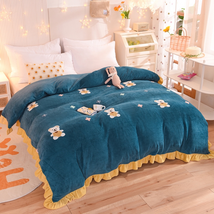 91家纺网 家纺一手货源 找家纺 （总）甜之梦 2025新款毛巾绣牛奶绒被套