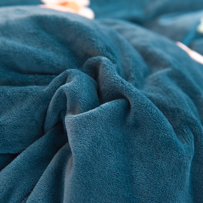 91家纺网 家纺一手货源 找家纺 （总）甜之梦 2025新款毛巾绣牛奶绒被套