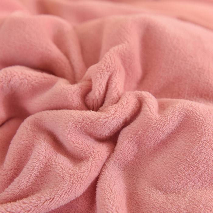 91家纺网 家纺一手货源 找家纺 甜之梦 2025新款毛巾绣牛奶绒被套 满天星淡粉