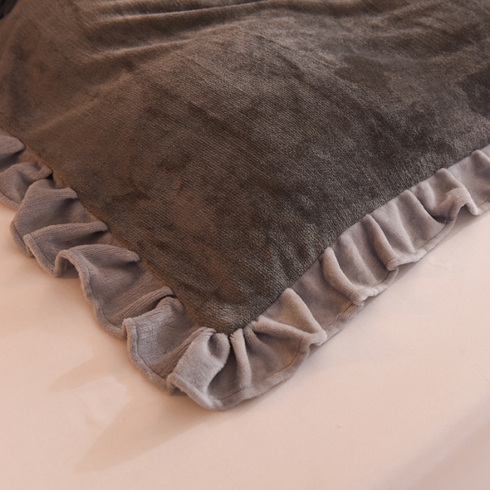 91家纺网 家纺一手货源 找家纺 甜之梦 2025新款毛巾绣牛奶绒被套 满天星深灰