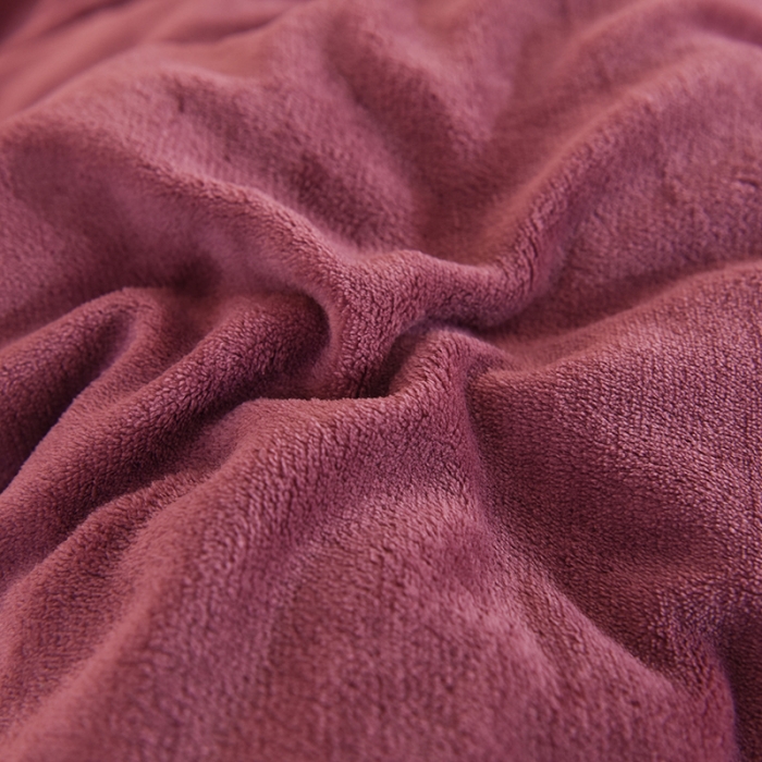 91家纺网 家纺一手货源 找家纺 甜之梦 2025新款毛巾绣牛奶绒被套 满天星紫豆沙