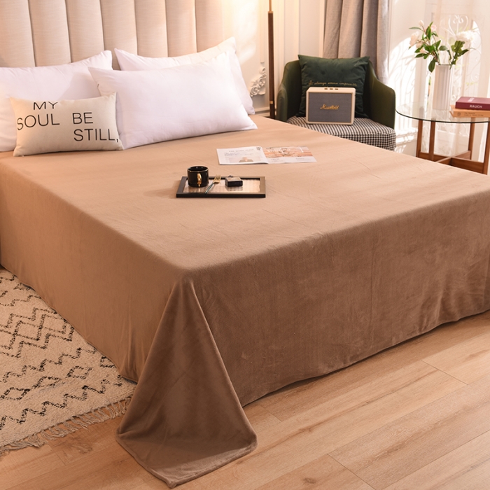 91家纺网 家纺一手货源 找家纺 甜之梦 2025新款毛巾绣牛奶绒床单 乖乖龙奶茶咖