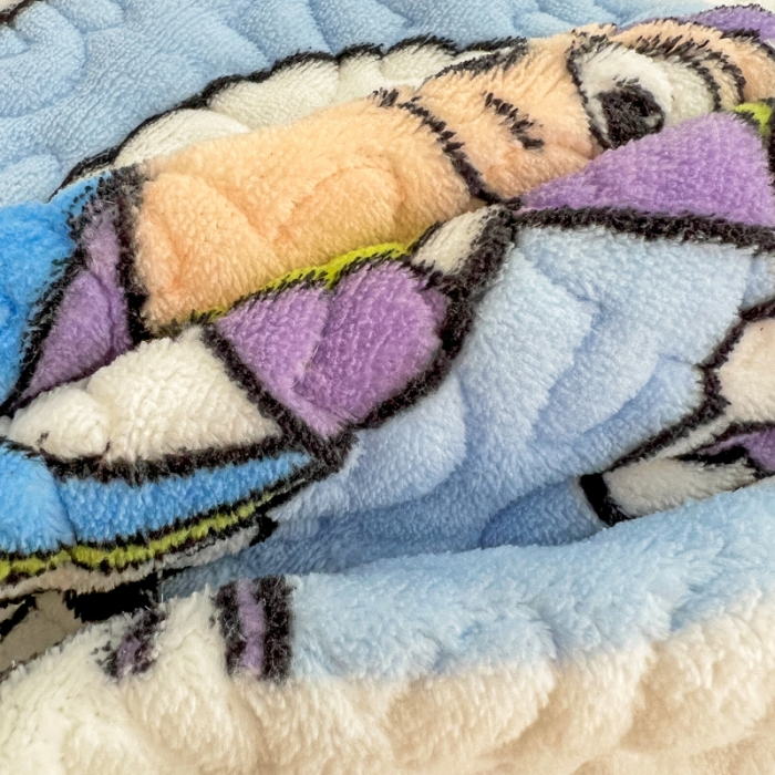 91家纺网 家纺一手货源 找家纺 （总）金丝鸟 2022新款迪士尼系列夹棉绗缝牛奶绒花边床笠