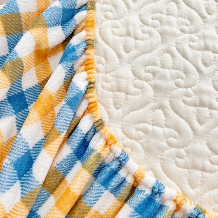 91家纺网 家纺一手货源 找家纺 金丝鸟 2022新款迪士尼系列夹棉绗缝牛奶绒花边床笠 甜蜜动物园