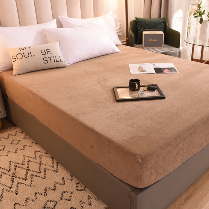 91家纺网 家纺一手货源 找家纺 甜之梦 2025新款毛巾绣牛奶绒床笠 满天星奶茶咖