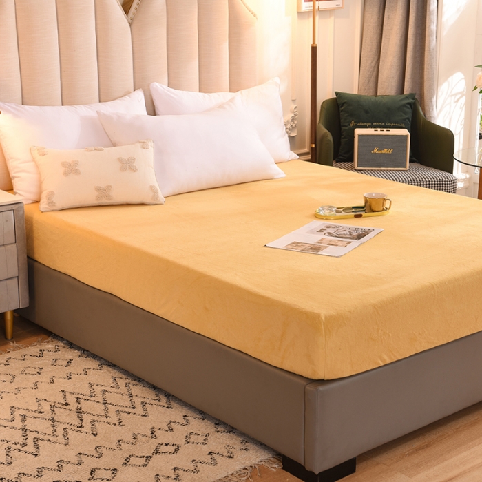 91家纺网 家纺一手货源 找家纺 甜之梦 2025新款毛巾绣牛奶绒床笠 满天星嫩黄