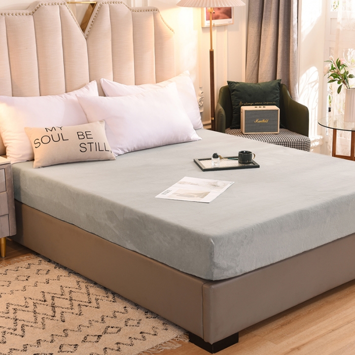 91家纺网 家纺一手货源 找家纺 甜之梦 2025新款毛巾绣牛奶绒床笠 满天星浅灰