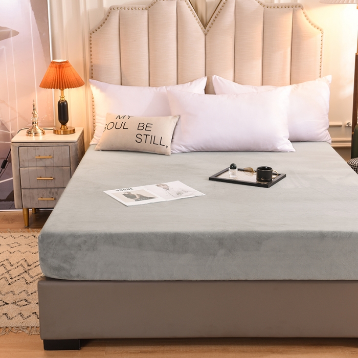 91家纺网 家纺一手货源 找家纺 甜之梦 2025新款毛巾绣牛奶绒床笠 满天星浅灰