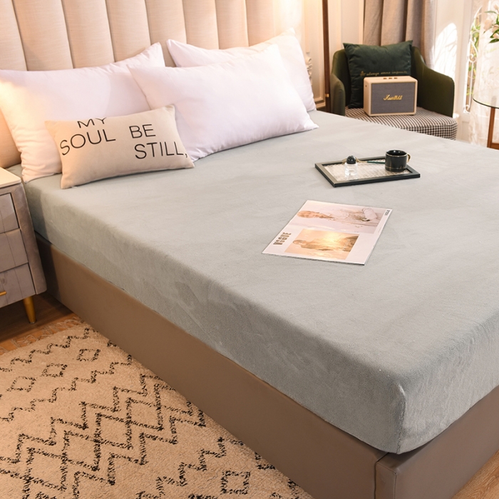 91家纺网 家纺一手货源 找家纺 甜之梦 2025新款毛巾绣牛奶绒床笠 满天星浅灰