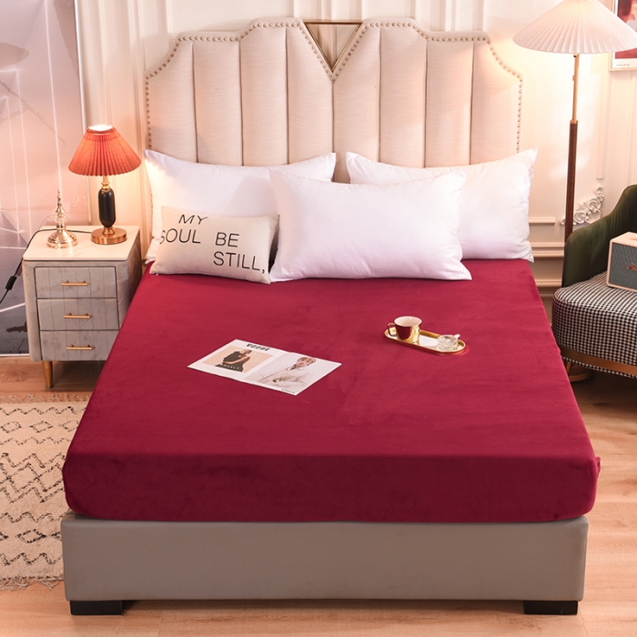 91家纺网 家纺一手货源 找家纺 甜之梦 2025新款毛巾绣牛奶绒床笠 满天星洋酒红