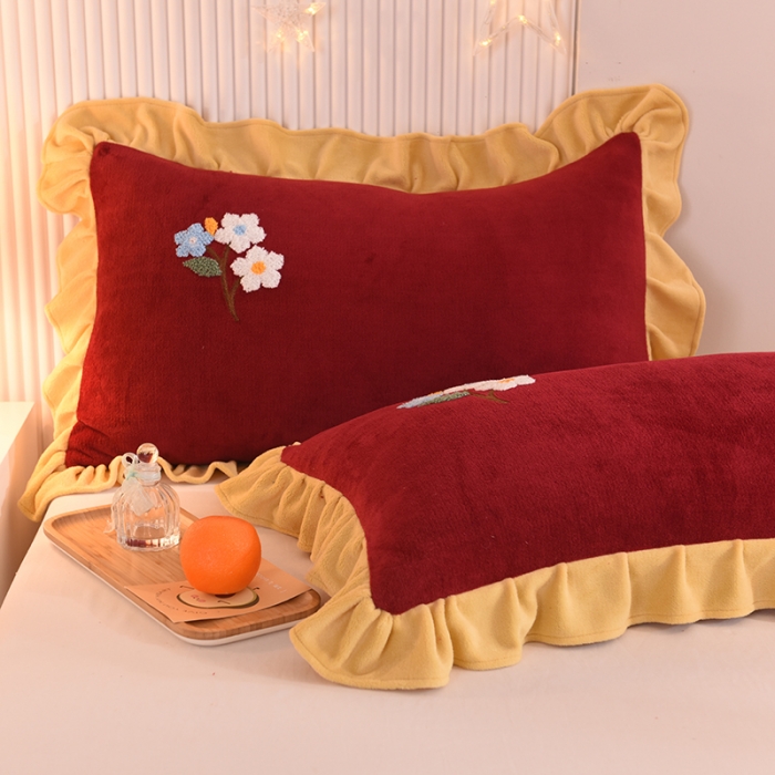 91家纺网 家纺一手货源 找家纺 甜之梦 2025新款毛巾绣牛奶绒枕套 48*74/对 满天星洋酒红