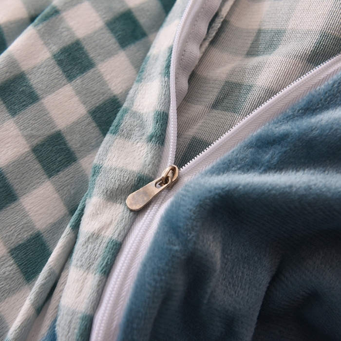 91家纺网 家纺一手货源 找家纺 甜之梦 2025新款水晶绒单品印花被套 格子三瓣花