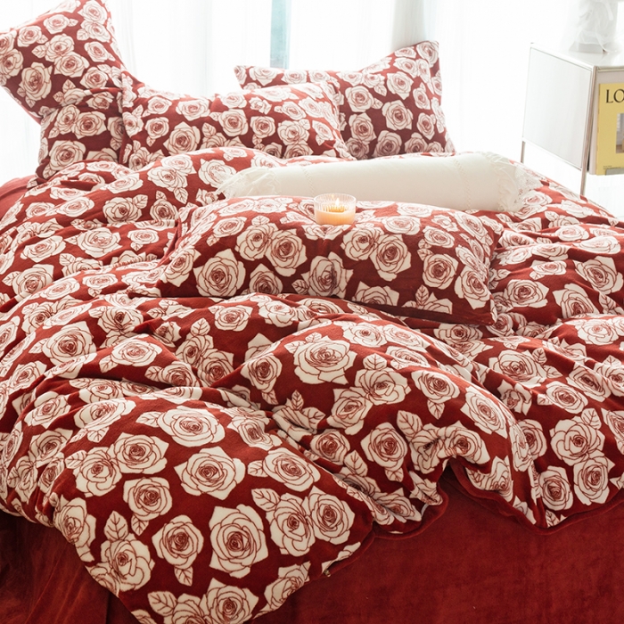 91家纺网 家纺一手货源 找家纺 千朵2022新款牛奶绒系列四件套 艾维-红