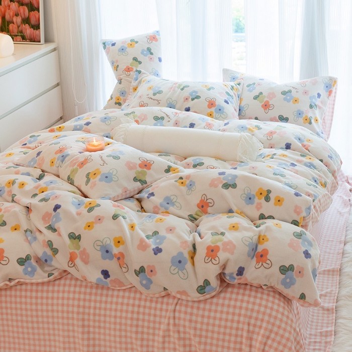 91家纺网 家纺一手货源 找家纺 千朵2022新款牛奶绒系列四件套 花梦