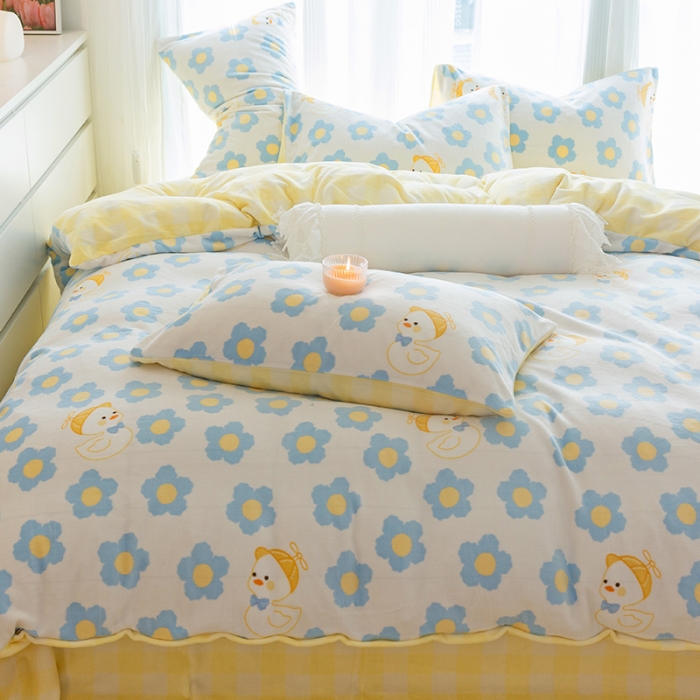 91家纺网 家纺一手货源 找家纺 千朵2022新款牛奶绒系列四件套 快乐鸭