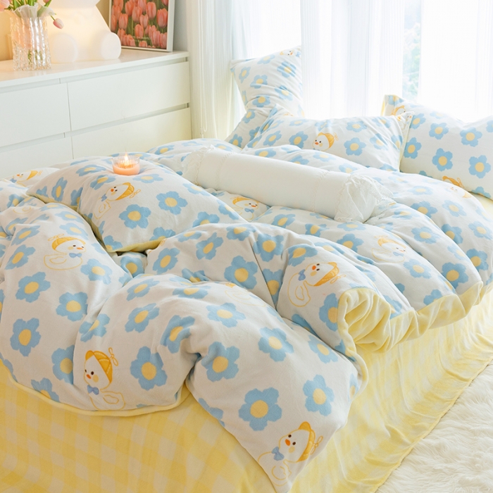 91家纺网 家纺一手货源 找家纺 千朵2022新款牛奶绒系列四件套 快乐鸭