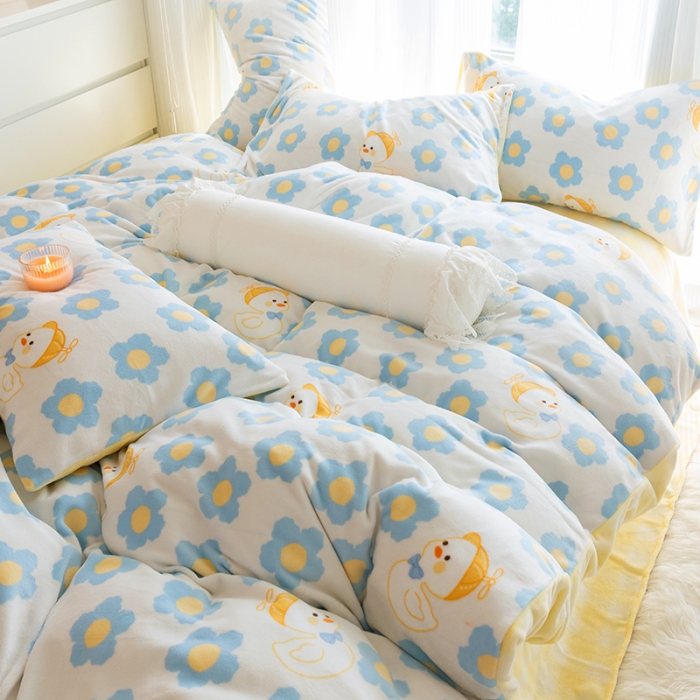 91家纺网 家纺一手货源 找家纺 千朵2022新款牛奶绒系列四件套 快乐鸭