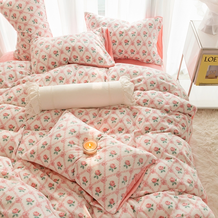 91家纺网 家纺一手货源 找家纺 千朵2022新款牛奶绒系列四件套 恋语