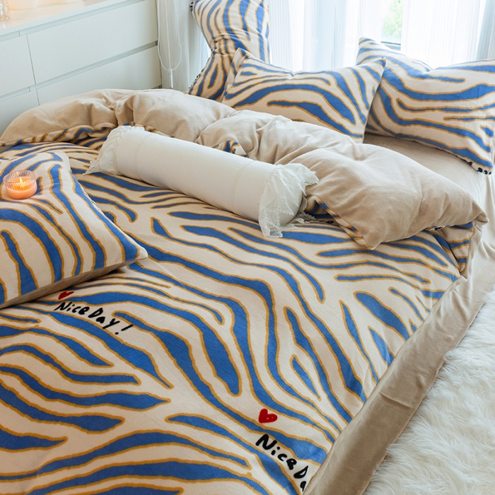 91家纺网 家纺一手货源 找家纺 千朵2022新款牛奶绒系列四件套 流苏