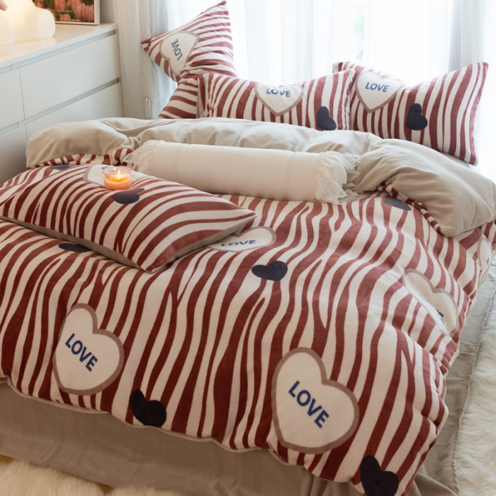 91家纺网 家纺一手货源 找家纺 千朵2022新款牛奶绒系列四件套 倾心